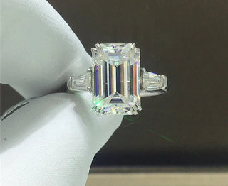 Dynastia Ring with D-grade Moissanite and Moissanite side stones in 925 sterling silver