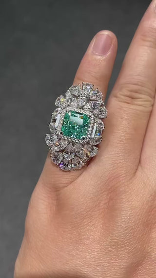 Azzallure Crushed Ice Maharani Ring featuring a 4-carat crushed ice moissanite in a bold 925 sterling silver setting, designed to evoke royal grandeur and brilliance.