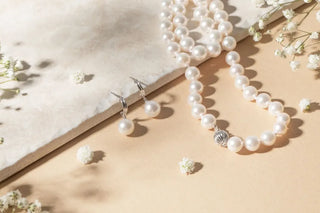 Elegant freshwater pearl jewelry showcasing natural luster, shape, and soft glow.