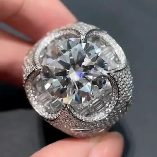 Dominus Ring